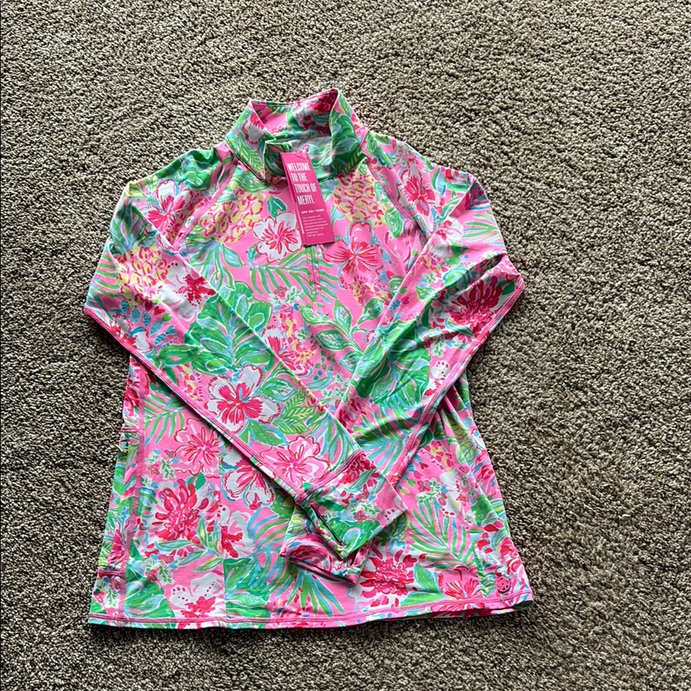 Lilly Pulitzer luxletic long sleeve half zip. Size small.